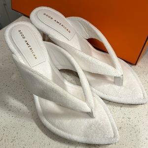 Good American White Terry Thong Sandal 11